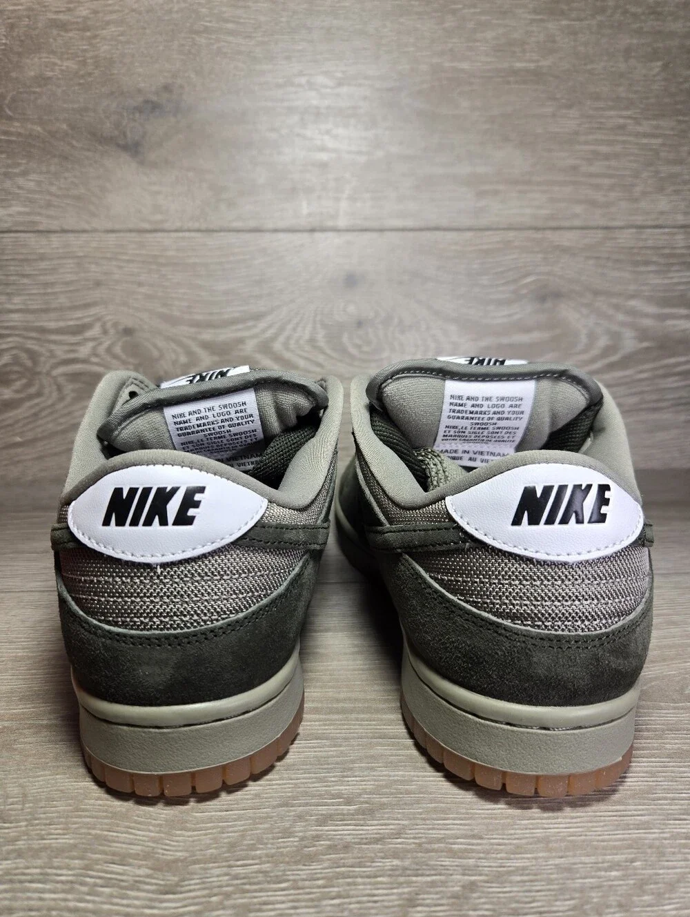 Nike SB Dunk Low Pro B Sequoia/ Light Army HJ0367-301 Men’s 8 / Women's 9.5 New
